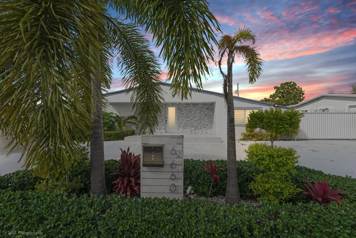 6660 W 13th Avenue, Hialeah, FL 33012 - #1