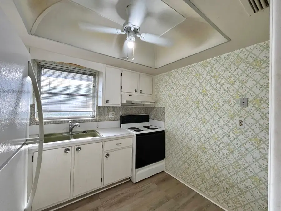 2805 Crosley Drive E #G, West Palm Beach, FL 33415 - #3