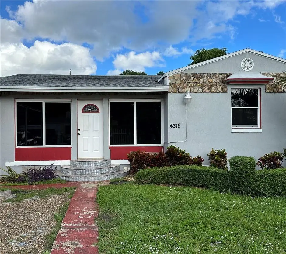 4315 NW 11th Nw, Miami, FL 33127 - #1