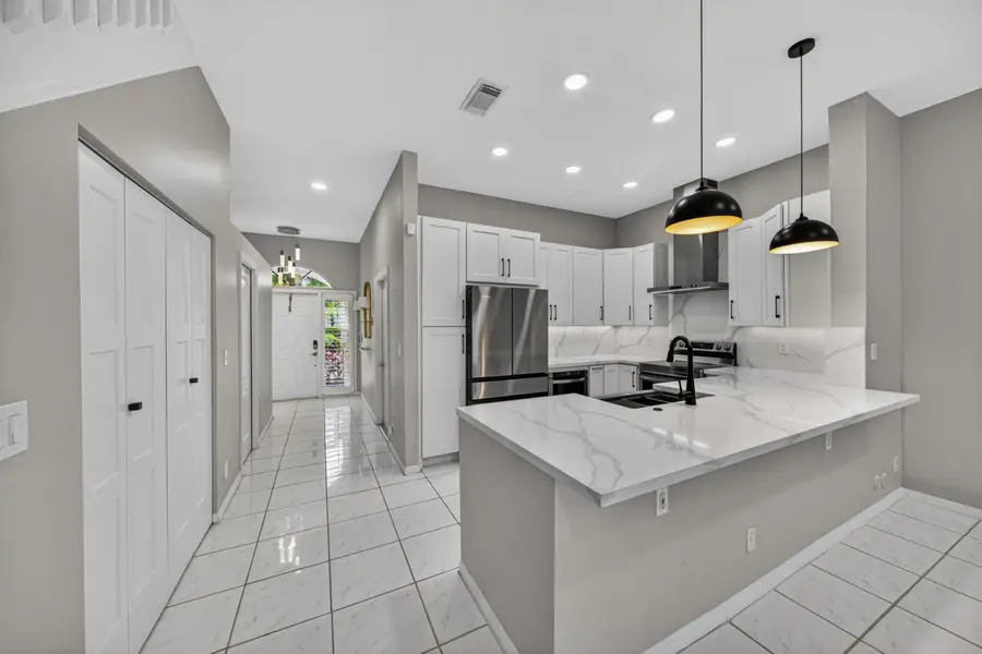835 NE 17th Way, Fort Lauderdale, FL 33304 - #2