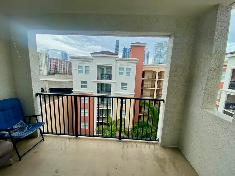 17100 N Bay Road #1911, Sunny Isles Beach, FL 33160 - #3