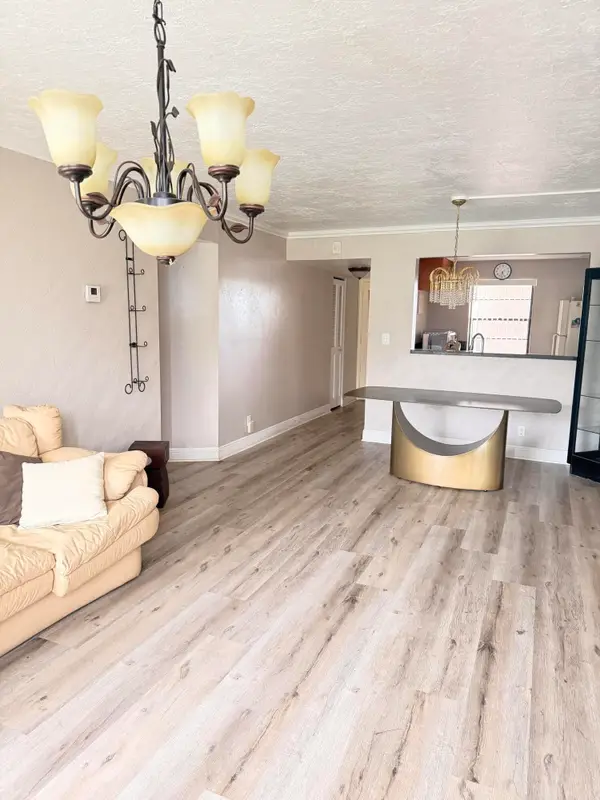 6451 N University Drive #Apt 212, Tamarac, FL 33321