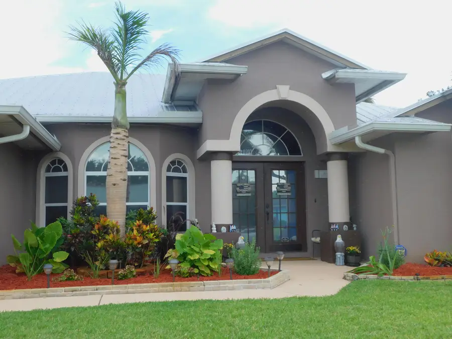 2409 SW Washington Street, Port Saint Lucie, FL 34953 - #3