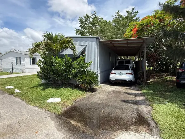3875 Sheraton Circle #121, Boynton Beach, FL 33436