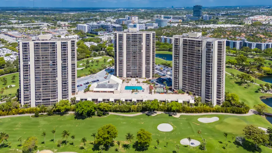 20335 W Country Club #1901, Aventura, FL 33180 - #2