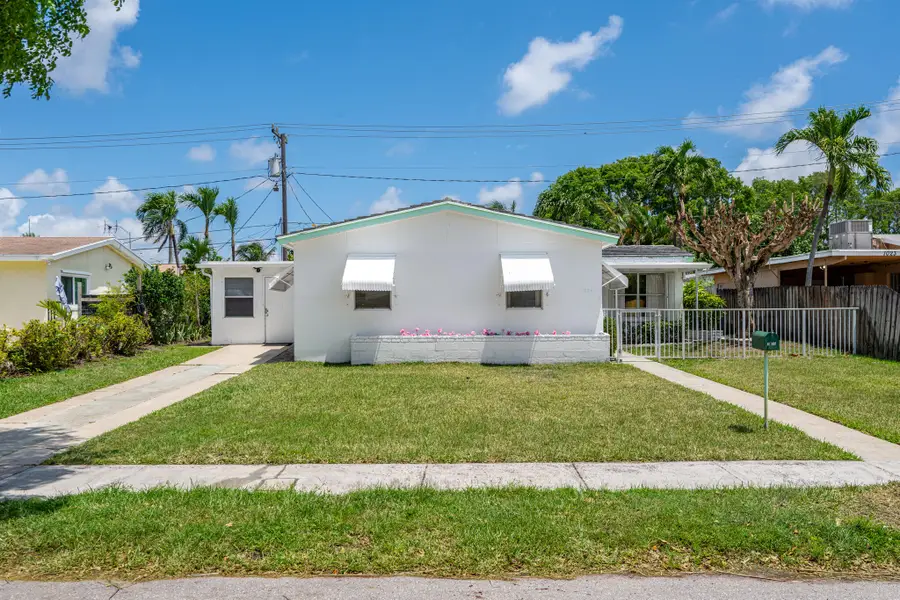 1029 Andrews Road, West Palm Beach, FL 33405 - #2