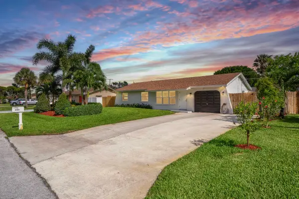 3754 Barkis Avenue, Boynton Beach, FL 33436