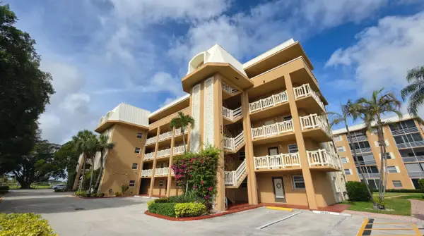 304 Golfview Road #304, North Palm Beach, FL 33408