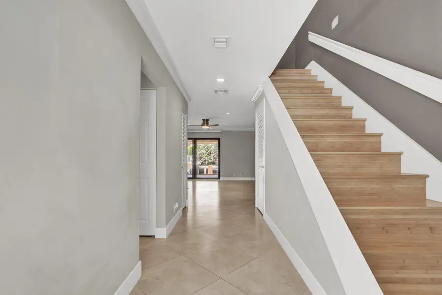 611 NE 12th Terrace #1, Boynton Beach, FL 33435 - #3