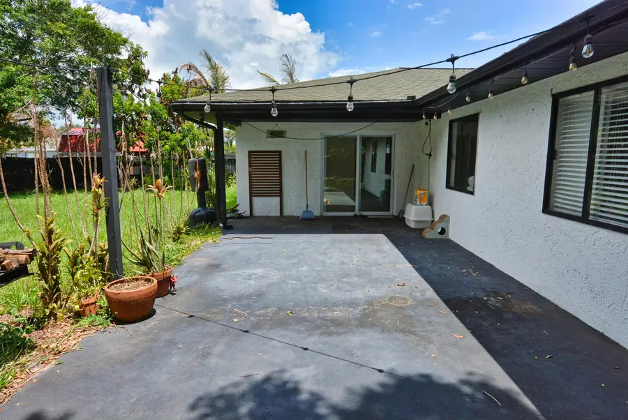 2117 SE East Dunbrooke Circle, Port Saint Lucie, FL 34952 - #2
