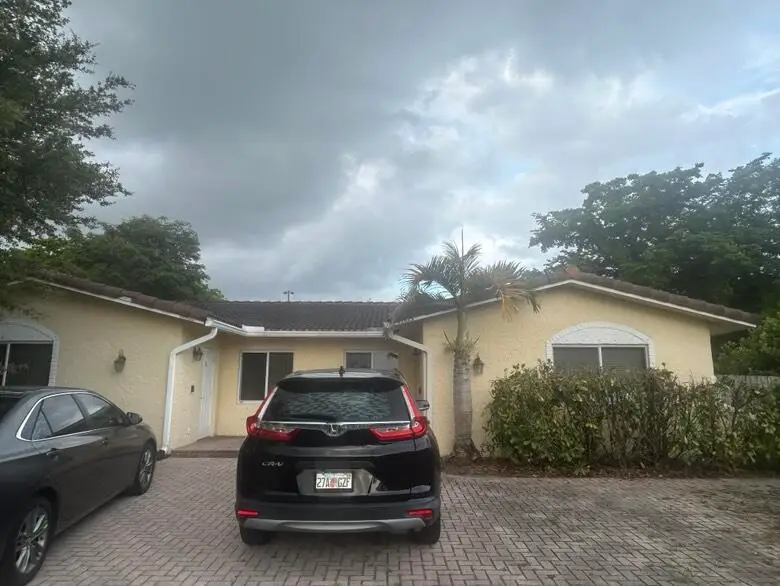 8362 NW 23rd Manor, Coral Springs, FL 33065 - #2