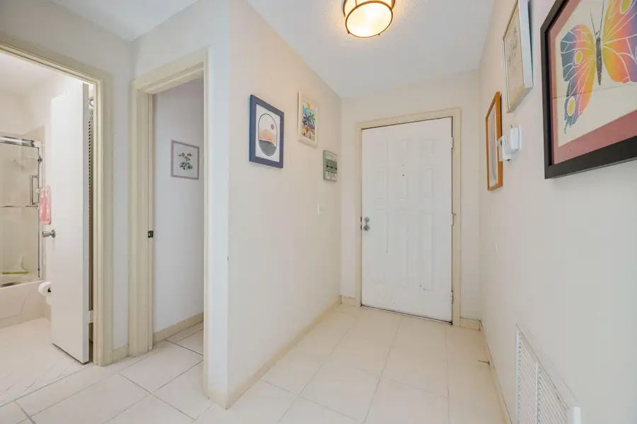 22 Ridge Pointe Drive #C, Boynton Beach, FL 33435 - #2