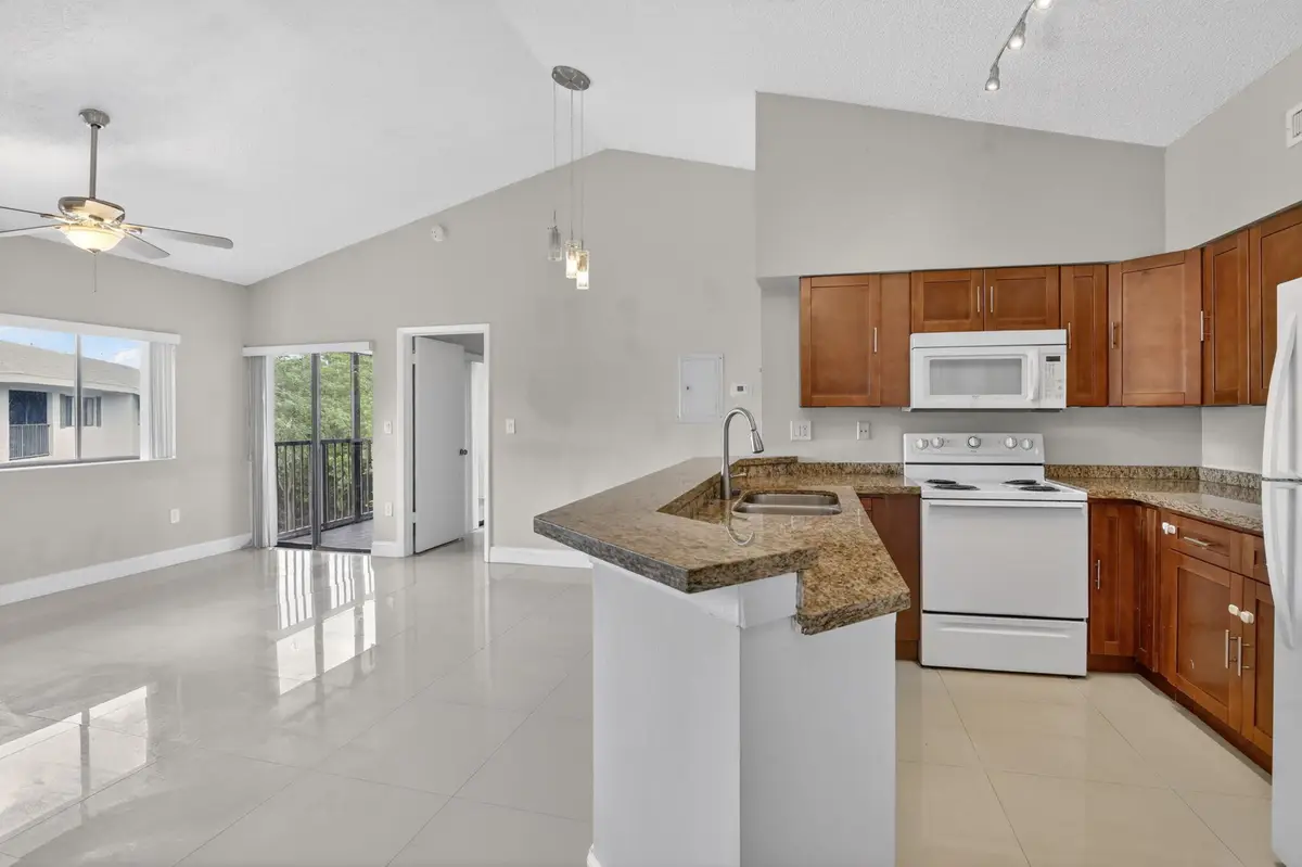 2445 SW 18th Terrace #922, Fort Lauderdale, FL 33315 - #1