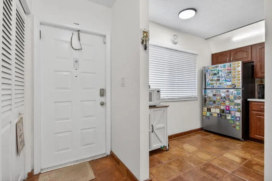 172 W Laurel Drive #1102, Margate, FL 33063 - #3