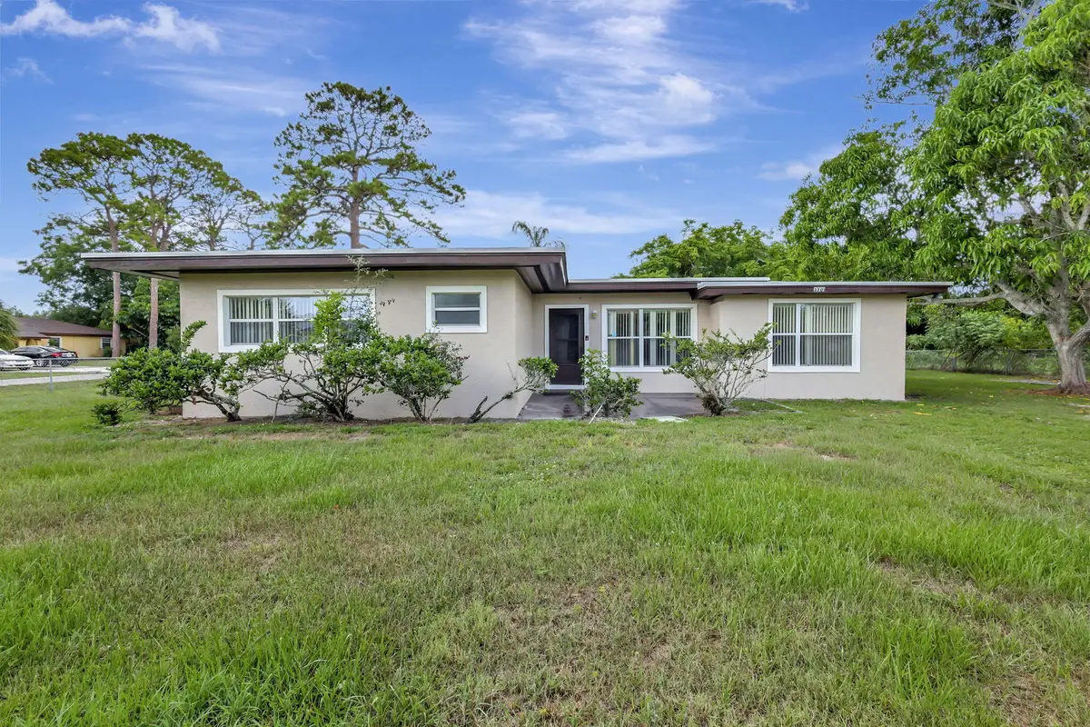 3701 Avenue S, Fort Pierce, FL 34947 - #1