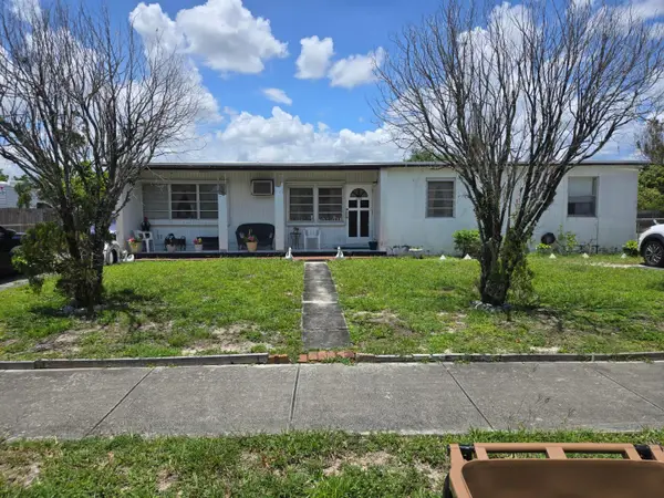 255 NE 41st Street, Deerfield Beach, FL 33064