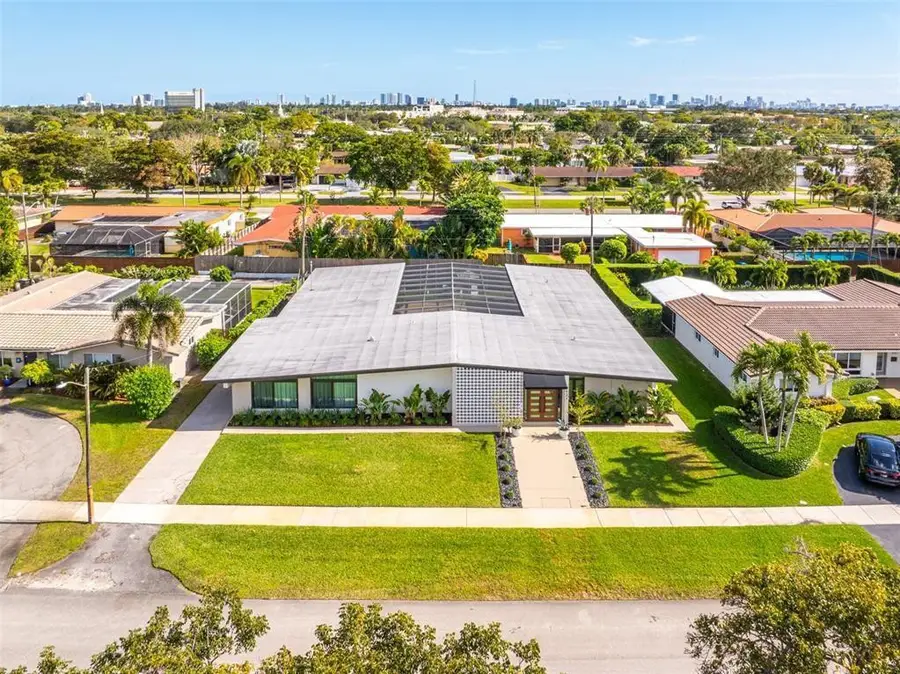 521 N Highland Drive, Hollywood, FL 33021 - #2