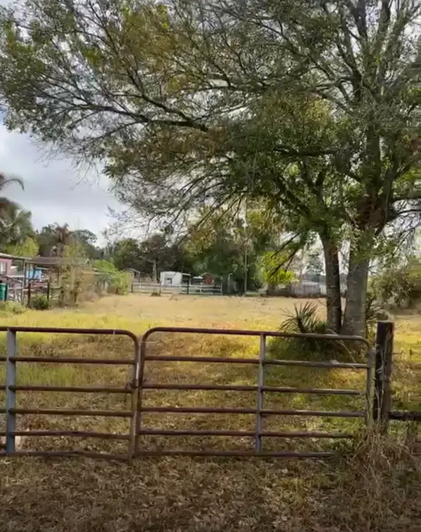 854 NE 42nd Terrace, Okeechobee, FL 34972