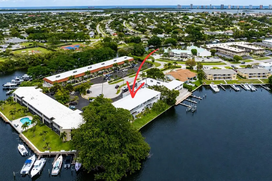 628 Southwind Circle, North Palm Beach, FL 33408 - #2