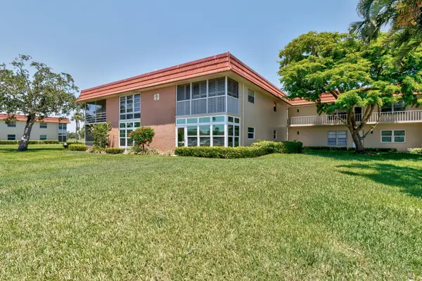 63 Woodland Drive #203/204, Vero Beach, FL 32962