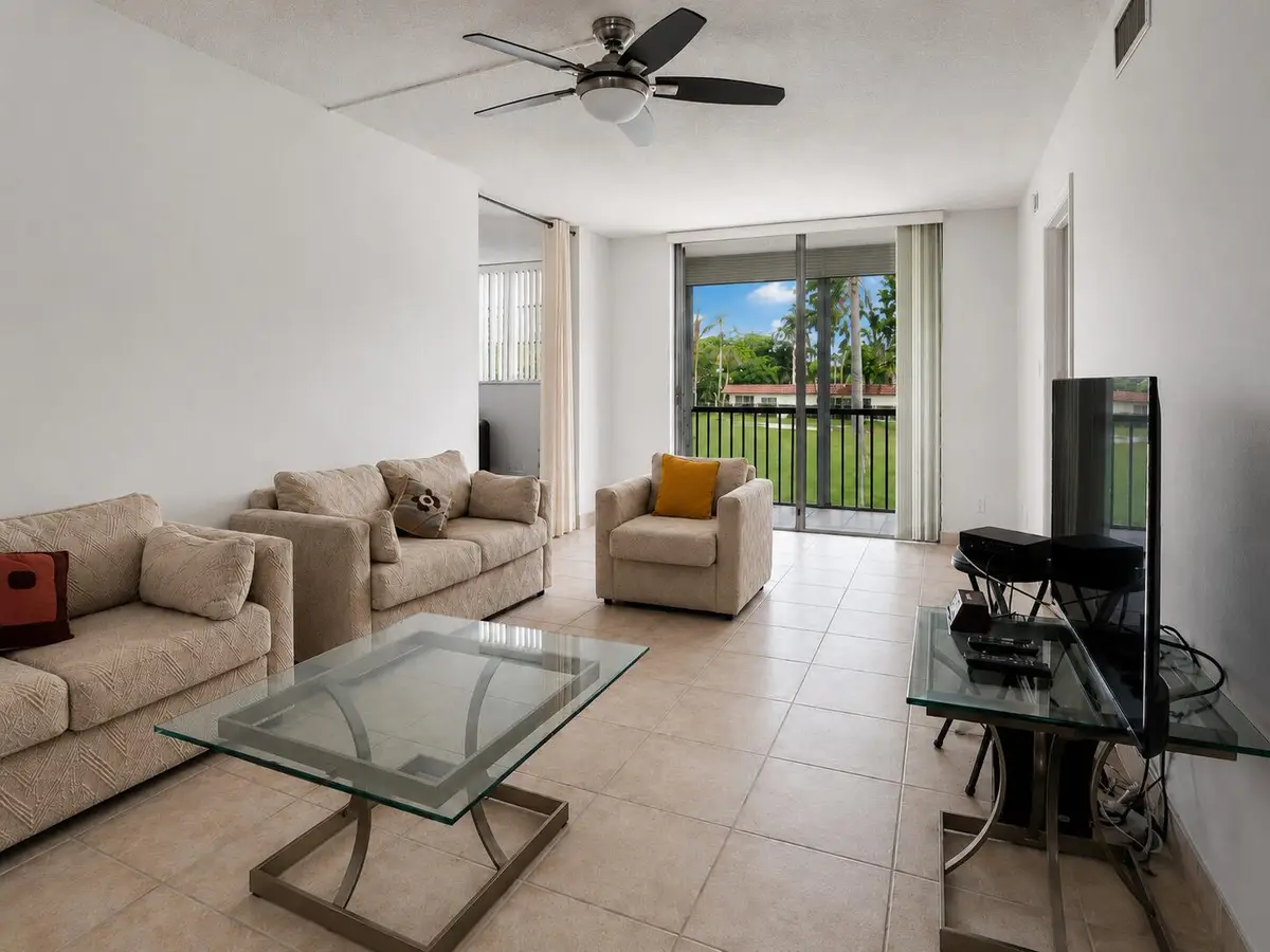 8962 S Hollybrook Boulevard #205, Pembroke Pines, FL 33025 - #1