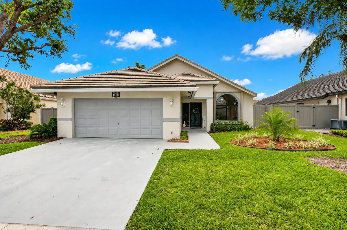182 Temple Avenue, Boynton Beach, FL 33436 - #1