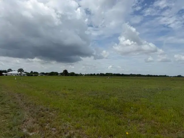824 Woodmont Street, Sebring, FL 33876 - #1