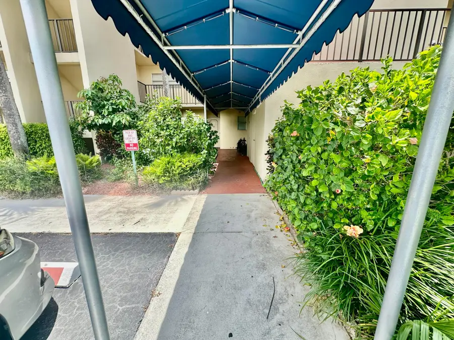 3661 Via Poinciana, Greenacres, FL 33467 - #3