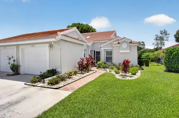 5582 Royal Lake Circle, Boynton Beach, FL 33437