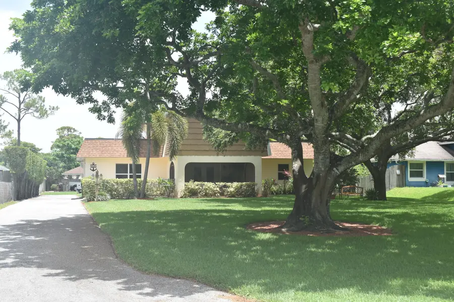 5345 Palm Way, Lake Worth, FL 33463 - #2
