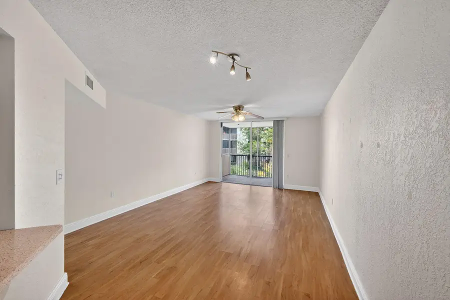 8353 Lake Drive #204, Doral, FL 33166 - #2