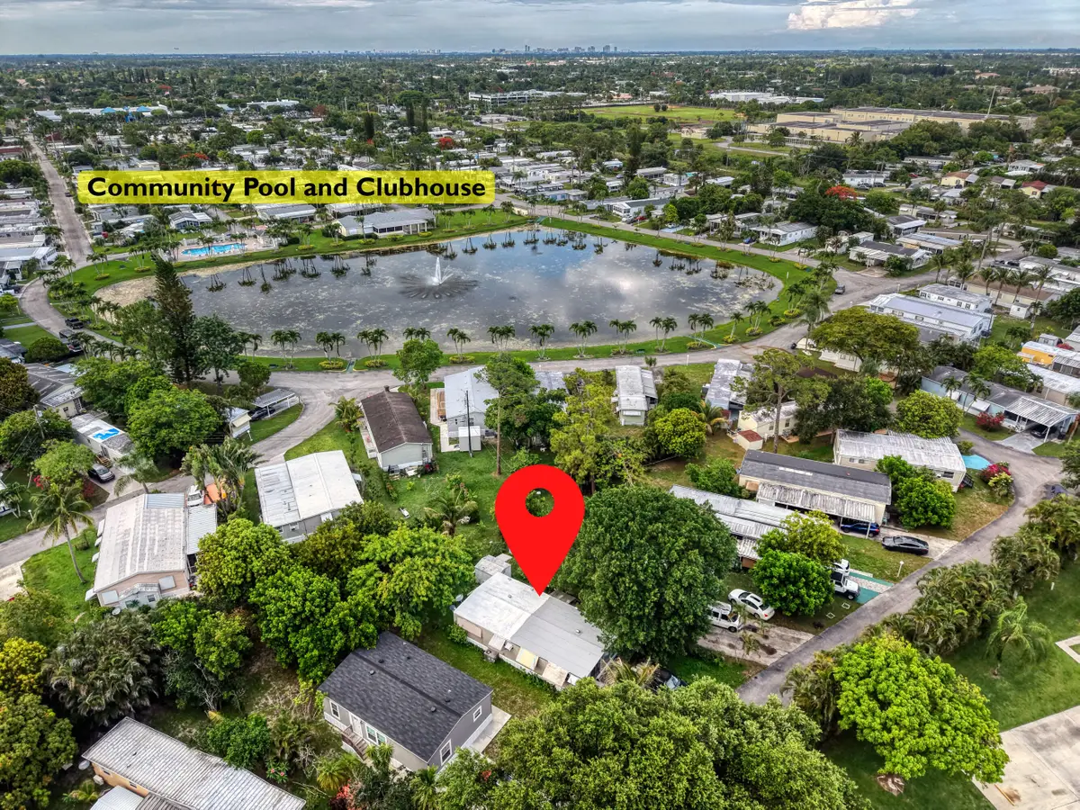 32 Lisa Lane, Greenacres, FL 33463 - #1
