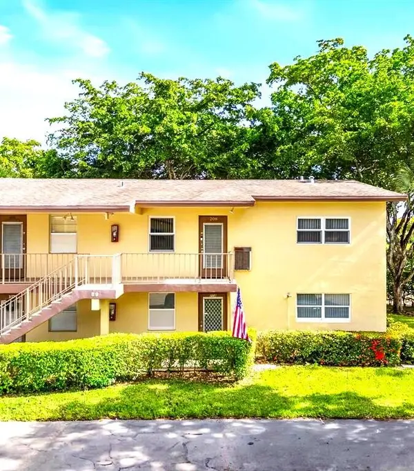 7360 NW 1st Street Nw #208, Margate, FL 33063
