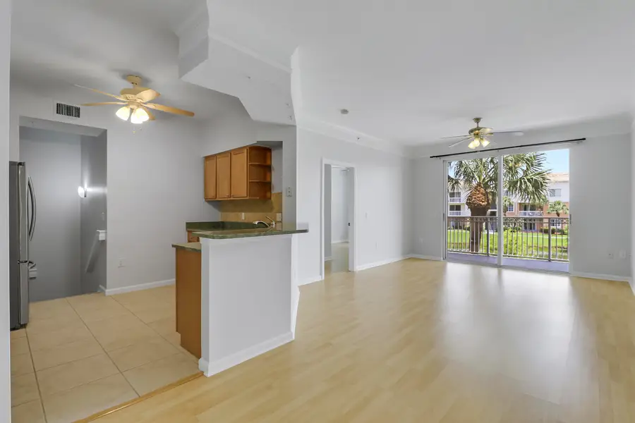 6206 Myrtlewood Circle W, Palm Beach Gardens, FL 33418 - #2