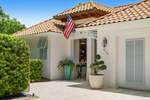 906 Jasmine Lane, Vero Beach, FL 32963