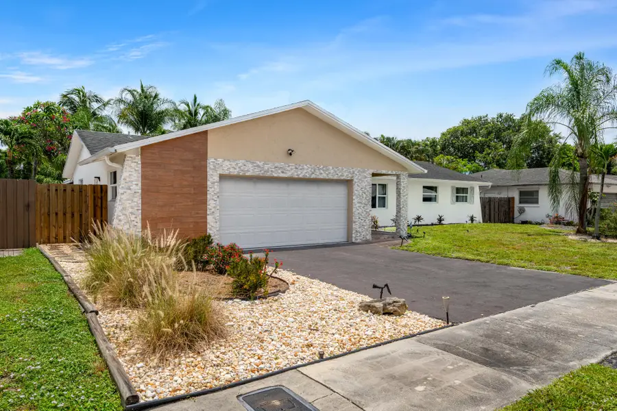 6730 NW 26th Terrace, Fort Lauderdale, FL 33309 - #2