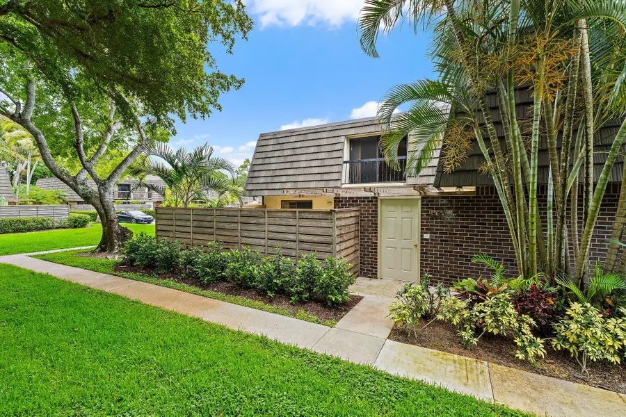 108 1st Terrace, Palm Beach Gardens, FL 33418 - #3