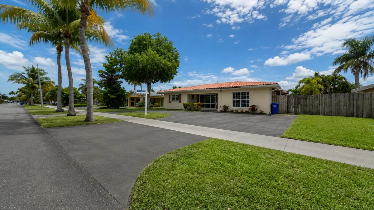 420 SE 4th Court, Pompano Beach, FL 33060 - #1
