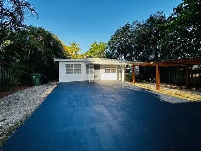 1660 SW 28th Avenue, Fort Lauderdale, FL 33312 - #1