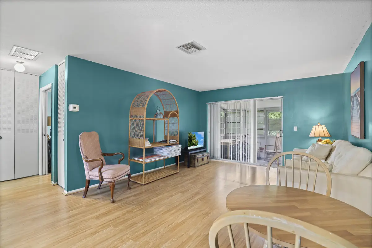 2885 W Ashley Dr Drive W #B, West Palm Beach, FL 33415 - #1