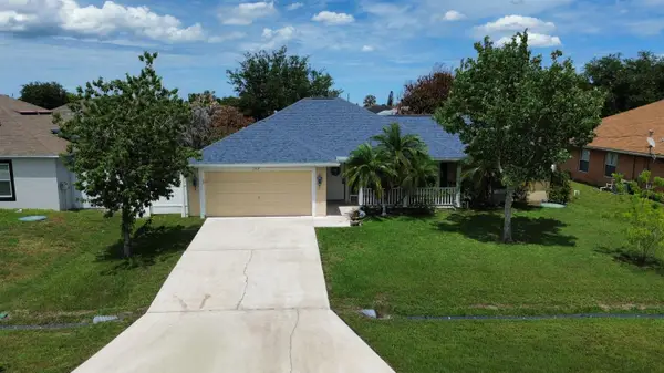 1773 SW Finch Lane, Port St Lucie, FL 34953