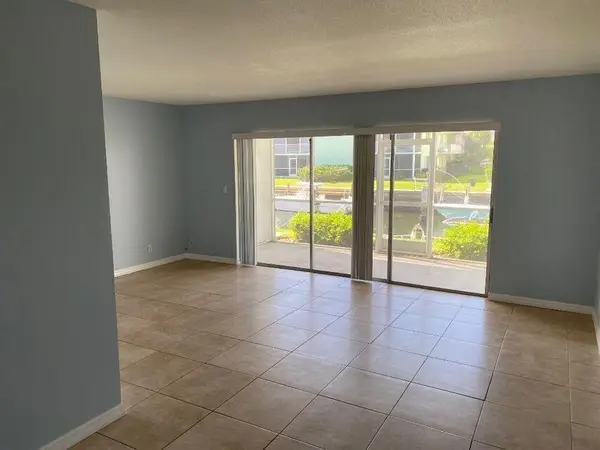 120 Wettaw Lane #112, North Palm Beach, FL 33408