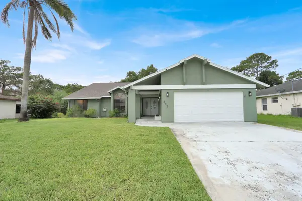 362 SE Crosspoint Drive, Port St Lucie, FL 34983