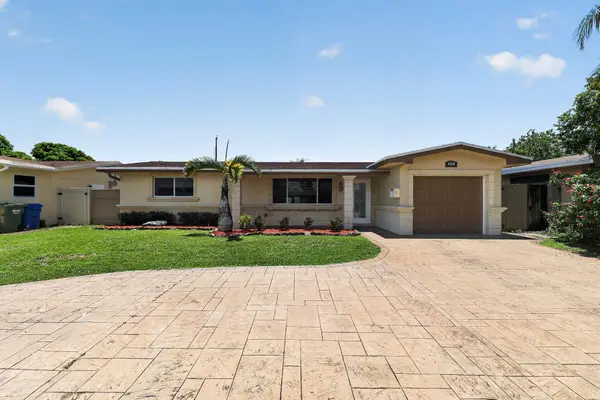 8580 NW 12th Street, Pembroke Pines, FL 33024