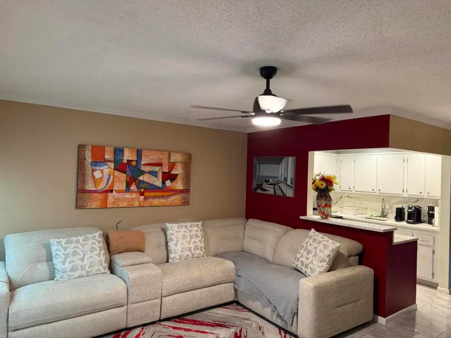 362 Oakridge T, Deerfield Beach, FL 33442 - #2
