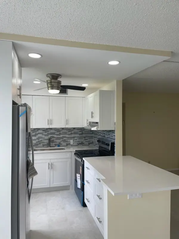 67 Fanshaw B #670, Boca Raton, FL 33434