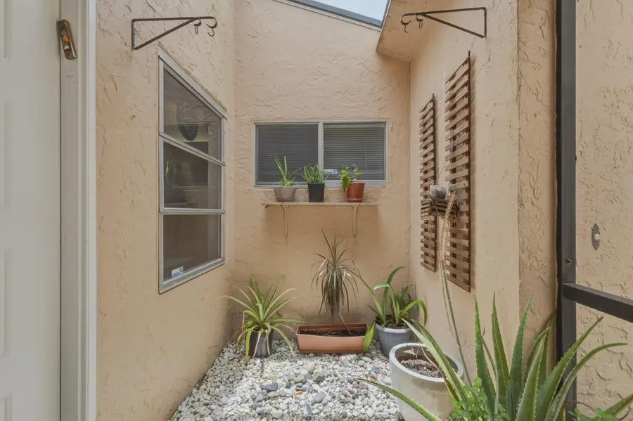 8128 Summerbreeze Lane, Boca Raton, FL 33496 - #3
