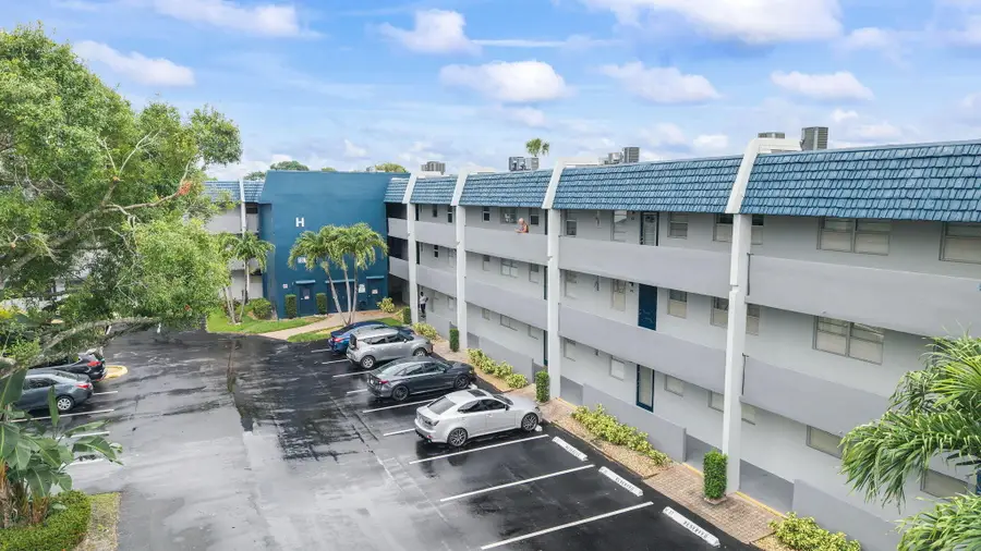 7807 Golf Cir Drive #H 305, Margate, FL 33063 - #2