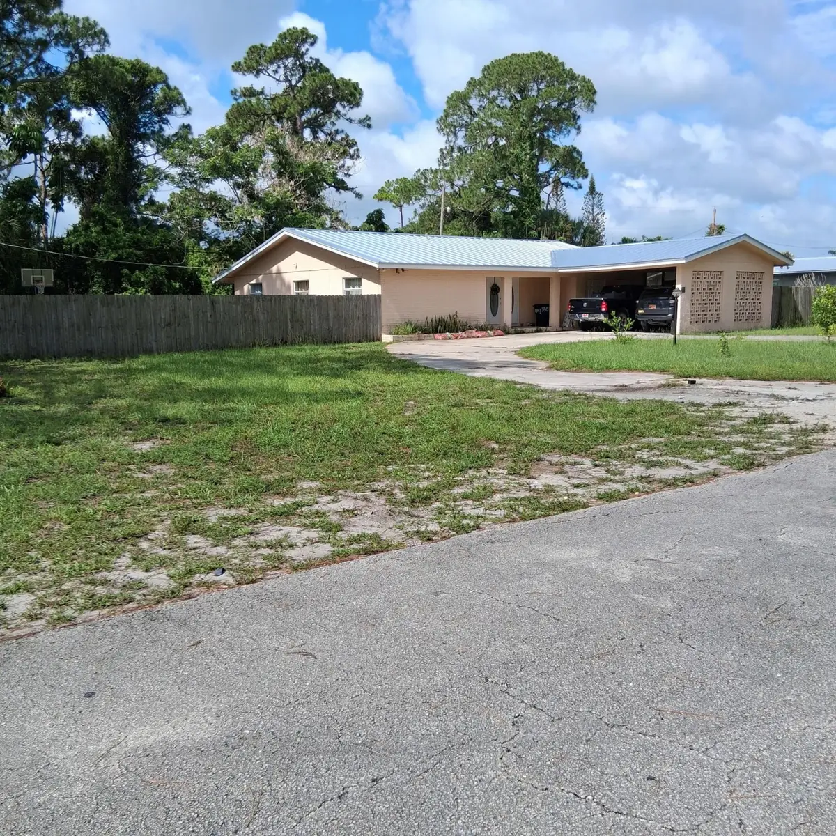 3303 S Avenue S, Fort Pierce, FL 34947 - #1