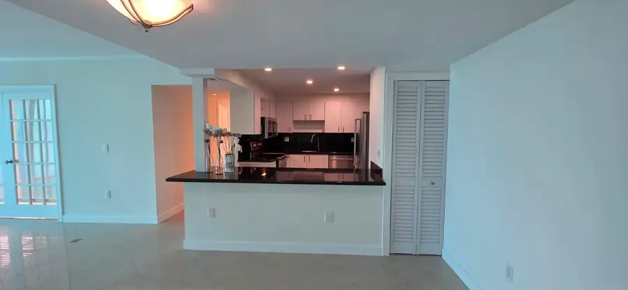 11111 Biscayne Boulevard #4c, Miami, FL 33181 - #3